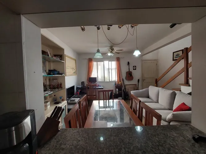 Casa em Condomínio à Venda em São Paulo-SP no Jardim Arpoador: 2 Quartos, 1 Sala, 1 Banhei