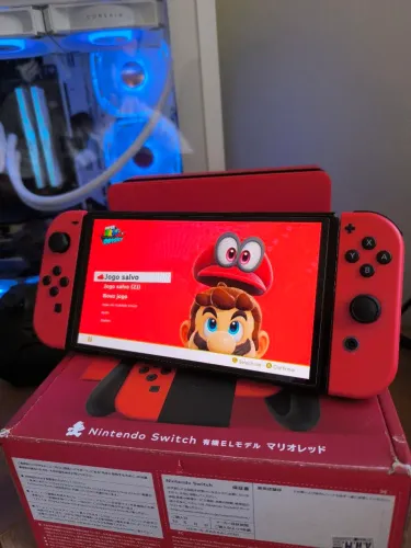 Nintendo Switch OLED Edição especial desbloqueado