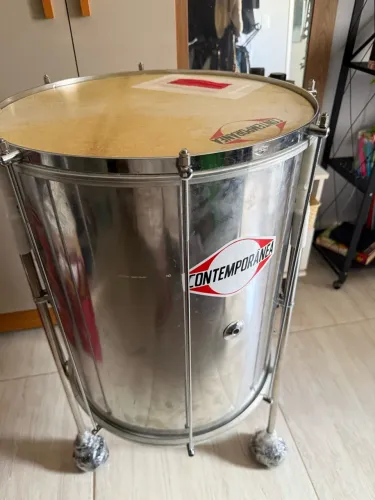 Surdo 18 inox e malacacheta contemporâneo