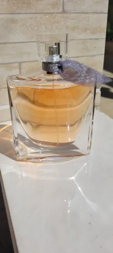 Perfume Lá Vie