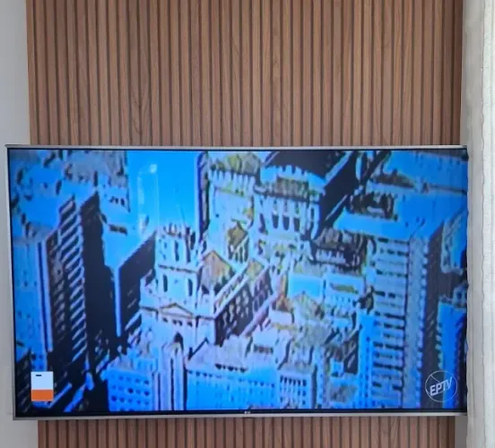 TV LG 48' Smart Preta