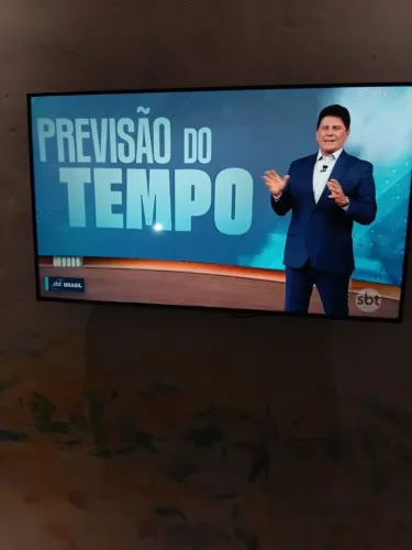 Vende-se tv smart LG 55  NOVA