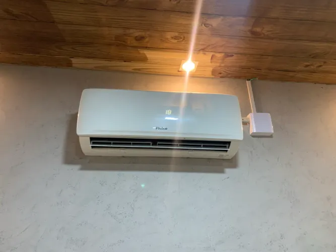? AR-CONDICIONADO PHILCO 12.000 BTUs ? QUENTE E FRIO
