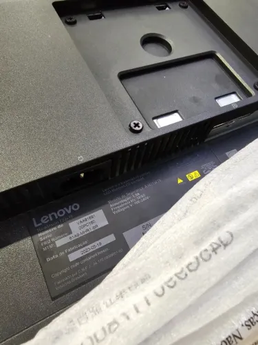 ThinkVision T22i-10