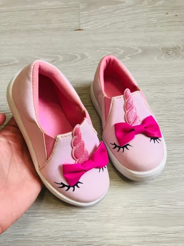 Sapato rosa unicórnio menina