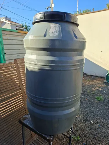 Tambor de 240 litros alimentação