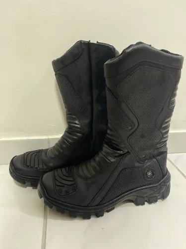Bota motociclista