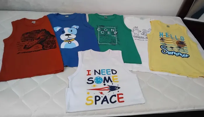 Vendo combo com 6 camisetas seminovas