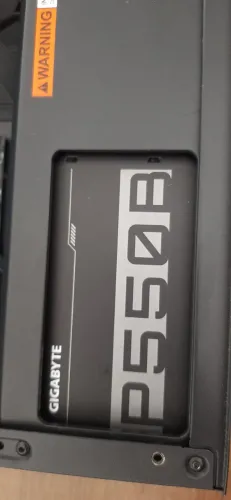 Fonte para PC Gigabyte GP-P550B 550W