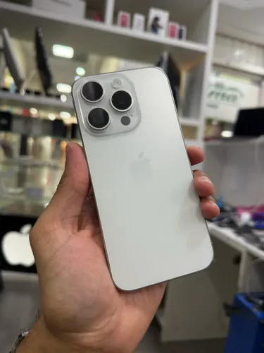 iPhone 15 pro 128gb Leia