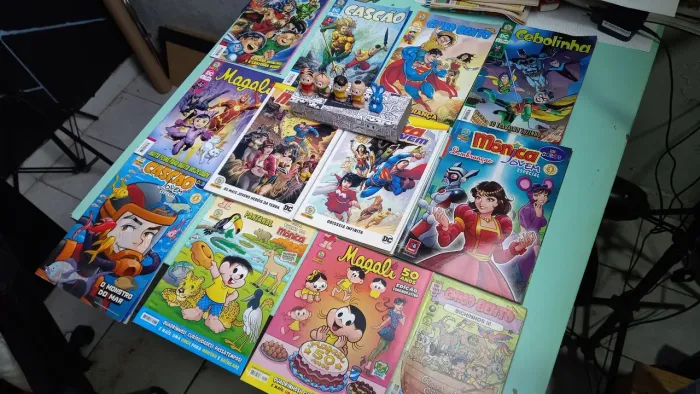 Turma da Mônica especial DC comics heróis mais brindes