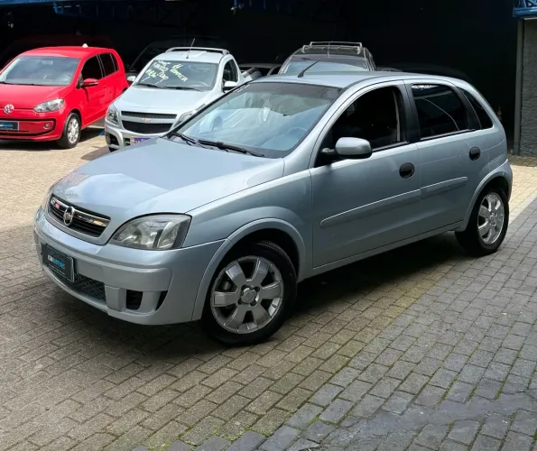 Chevrolet Corsa Hat. Maxx 1.4 8V Econoflex 5P 2011