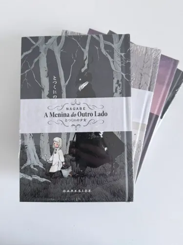 A Menina do Outro Lado volumes 1 ao 4