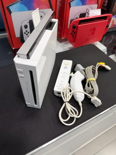 Nintendo wii com 49 jogos na memoria bem conservado