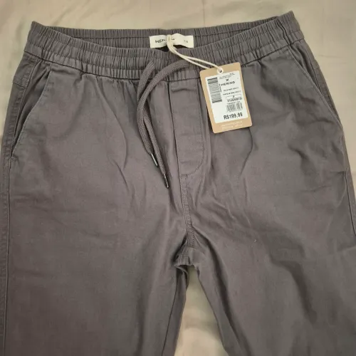 Calça Hering cinza tamanho P (nova)