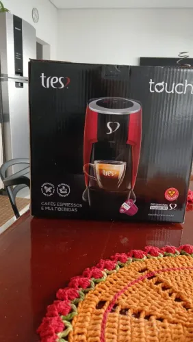 Vende-se Cafeteira 3 corações 