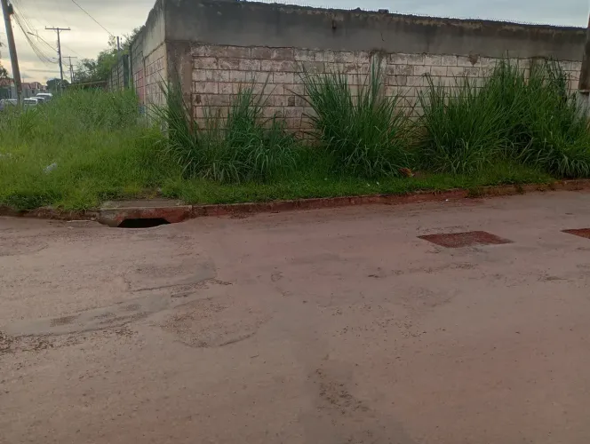 Lote 450² Esquina Jardim Inga Escriturado no Asfalto Ao Lado Da Comercial Plano,