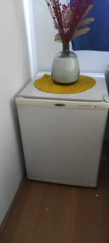 Frigobar Consul 80 Litros 