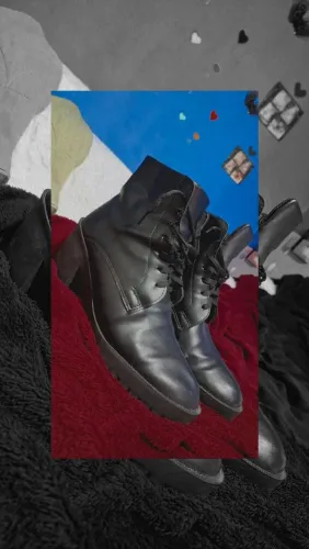 Vendo Bota feminina tratorada