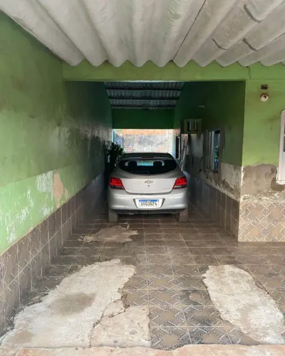 Vendo casa no bairro do tenoné 