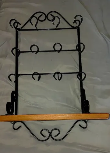 PORTA-XÍCARAS / PORTA-CANECAS/ NOVOS - R$ 180