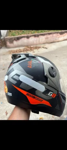 Capacete (pouco uso)