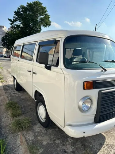 Volkswagen Kombi Standard 1.4 MI Total Flex 8V 2012