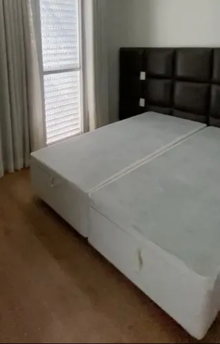 Box de Cama Queen (1,58m x 1,98m) Não acompanha o colchão