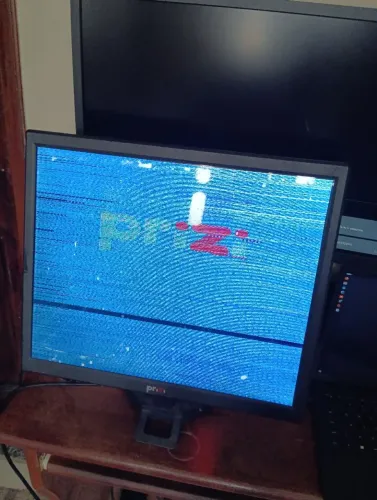 Monitor com defeito - Retirada de peças