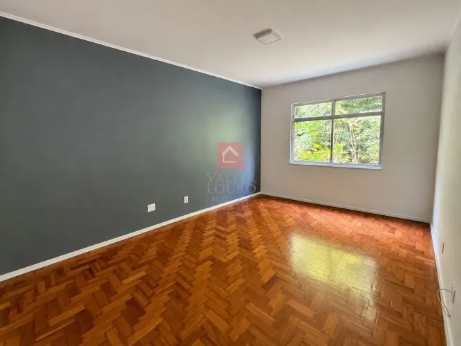 Apartamento à venda na Castelânea, Petrópolis RJ.