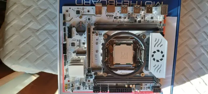 Kit Xeon X99 D4 Eternal Soyo +Xeon 2680v4