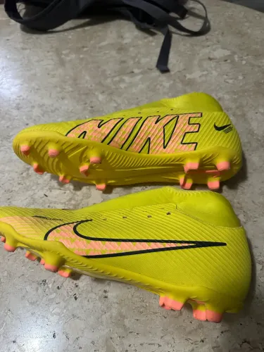 Chuteira Nike superfly 9