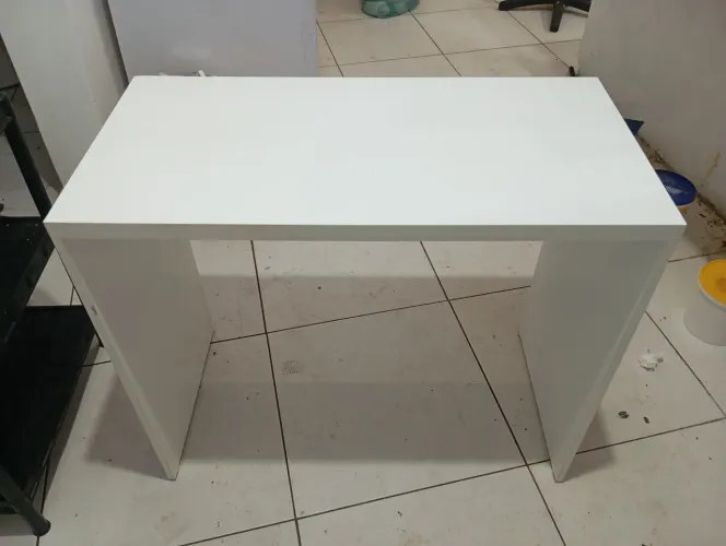 Mesinha branca
