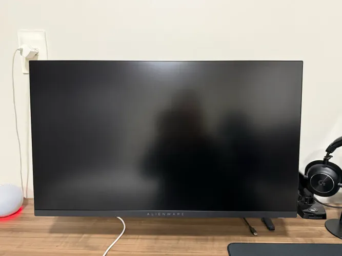 Monitor Alienware 27" QHD 180Hz - Fast IPS 1ms