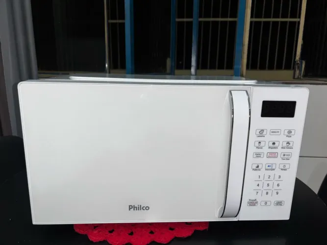 Micro-ondas Philco 20 Litros Branco - 220V - Ótimo Estado