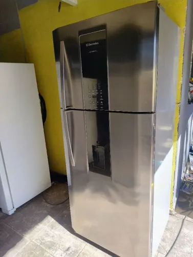 Geladeira Frost Free 542 litros