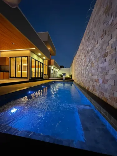 Casa Padrão 3 Quartos (3 Suítes) em Setor Três Marias I - Goiânia