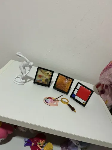 Mini Brands Quadros