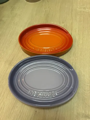 Descanso Oval para Colher 6in-16cm (Flame, Bluebell Purple) - ORIGINAL Le Creuset