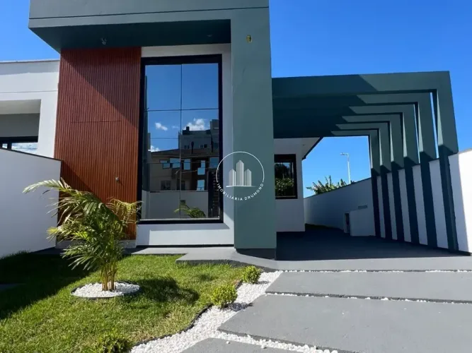 Casa nova com 3 Quartos com suíte no Nova Palhoça