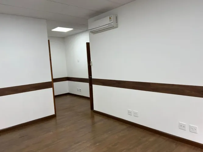 Sala comercial na Avenida da Liberdade, 47 - Sala 52 29 m²