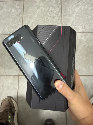 Rog phone 5s pro Ultimate 512GB 16 de RAM