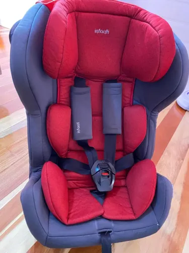 Cadeirinha infantil reclinável até 36 kg