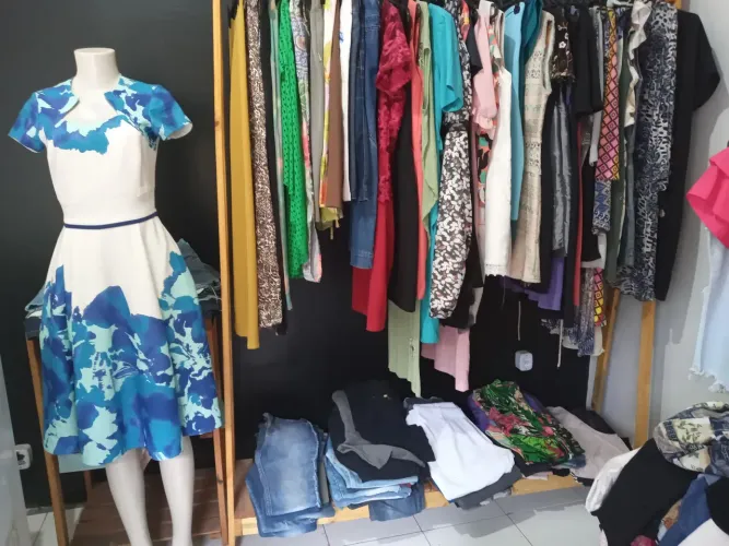 Roupas semi novas para brechó masculino e femenino
