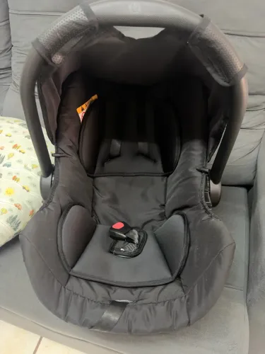 Carrinho e bebê conforto galzerano