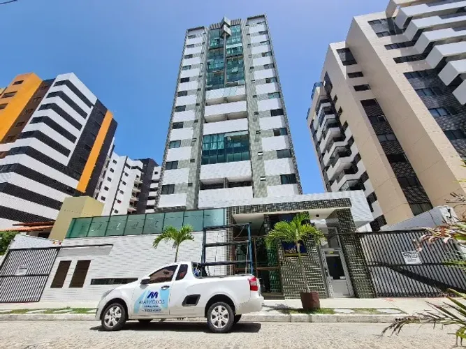 Aluga-se Apto no EDF. Aloisio Tavares, 02 Quartos, Jatiúca - Praça Vera Arruda.