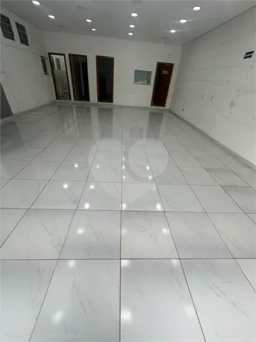 Salão Comercial para locação em Taboão - SP