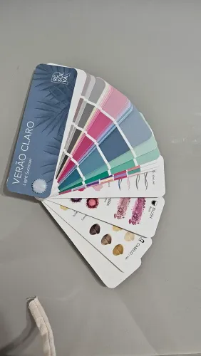Cartela de coloração pessoal verão claro