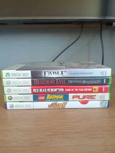 Lote com 7 jogos para Xbox 360