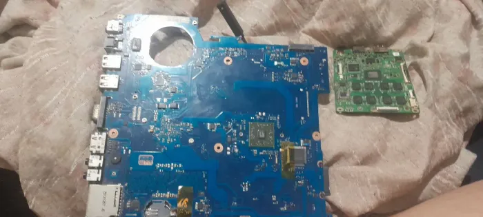 2 placa mae [possível defeito]
